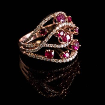 anello-au-rubini-diamanti-oro-rosa-18kt-750-ajtuscany