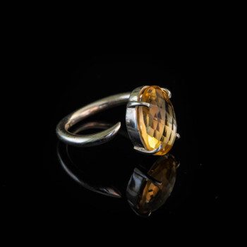 anello-semplice-citrino-quarzo-pietra-gialla-argento-ajtusany