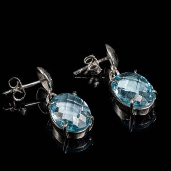 orecchini-semplice-invisible-topazio-azzurro-argento-ajtuscany